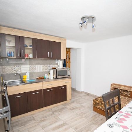 Arad Apartment - Airport Area Luaran gambar