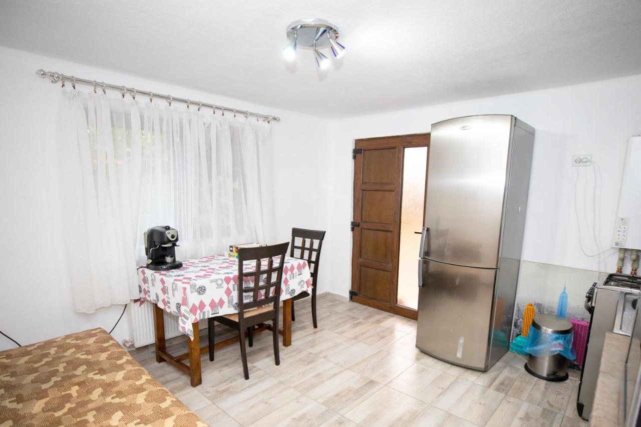 Arad Apartment - Airport Area Luaran gambar